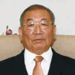 小笠原長育